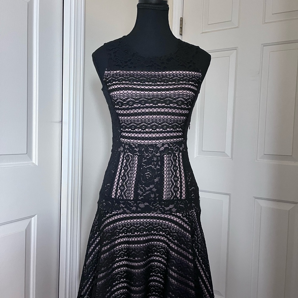 BCBGMaxAzria Black Sheath Dress Sleeveless Crew Neck